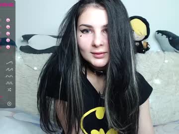 webcam girl husky_girl live cam image #188329