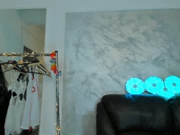 webcam girl hotfallingdevil live cam image #1133316