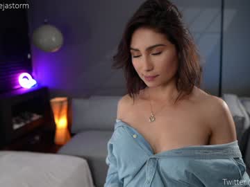 webcam girl alejastorm live cam image #4809431