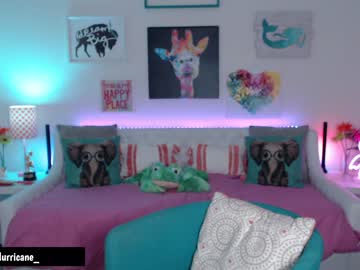webcam girl holihurricane live cam image #5179893