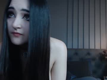 webcam girl charlotte_germanotta_ live cam image #5133974