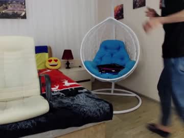 webcam man brystianray live cam image #4624293