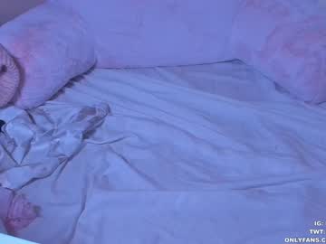 webcam girl clara_chan live cam image #2754296