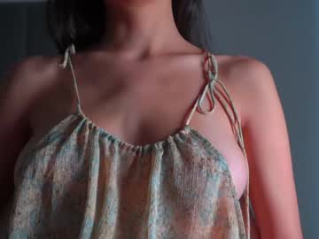 webcam girl houseofkei live cam image #1395253