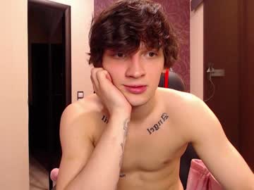 webcam man teddy_mode live cam image #2378474