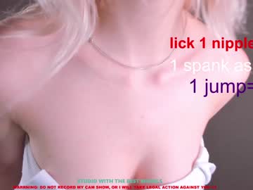 webcam girl stella_blush live cam image #108717