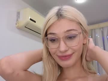 webcam girl crazzy__cat live cam image #6147257