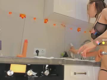 webcam girl doseofhappiness live cam image #5826241