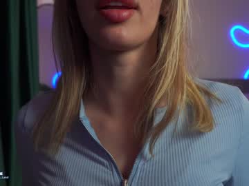 webcam girl emma_land live cam image #6487771