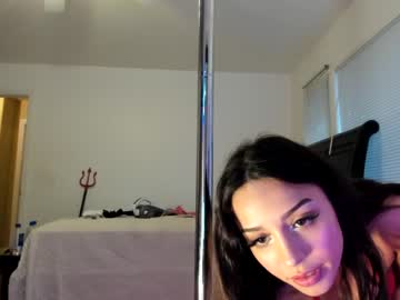 webcam girl sweetandsassyjuicy live cam image #734891