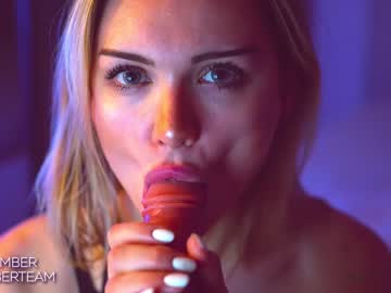 webcam girl emmber live cam image #2157638