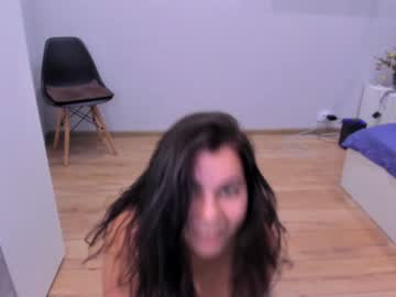 webcam girl hot_chill__ live cam image #6168319
