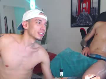 webcam man fratguysonline live cam image #2760888