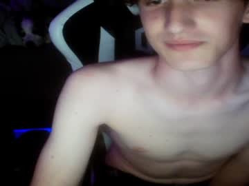 webcam man skinnydropout live cam image #1734794