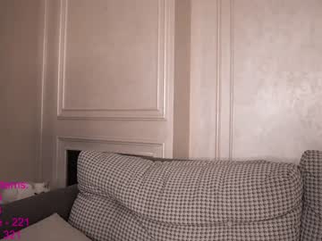 webcam girl lindamei live cam image #3238936