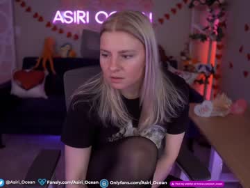 webcam girl asiri_ocean live cam image #6362248