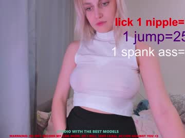 webcam girl stella_blush live cam image #150964