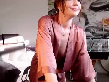 webcam girl jennycutey live cam image #1031100