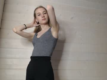 webcam girl princess__aurora live cam image #3719212