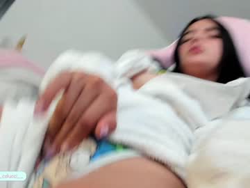 webcam girl pavlovacoluccii_ live cam image #1292265