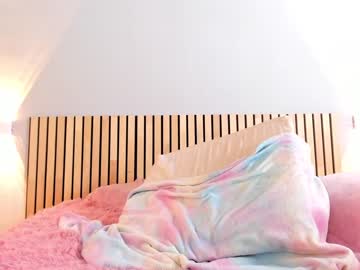 webcam girl little_effy18 live cam image #4736301