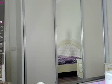 webcam girl raru_mi live cam image #4063739