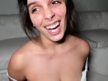 webcam girl lilbeccaxo live cam image #1626515