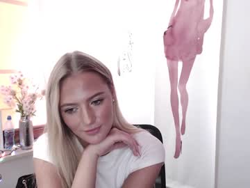 webcam girl shy_zorii live cam image #1435178