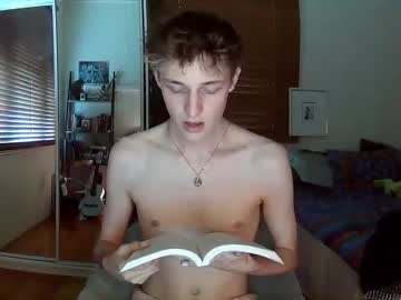 webcam man stoopidtwink live cam image #715596