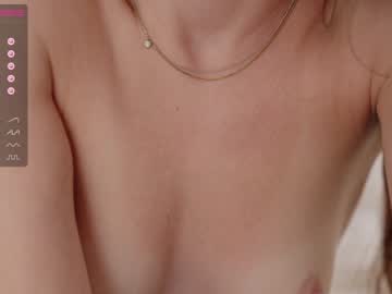 webcam girl wearehottest live cam image #2067085
