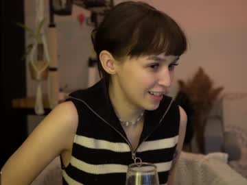 webcam girl diruriru live cam image #6511296