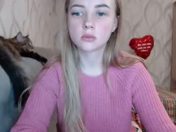 webcam girl nensija live cam image #3970576