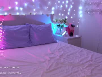 webcam girl ezra live cam image #1998674