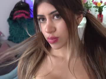 webcam girl beyllove_d live cam image #3924850