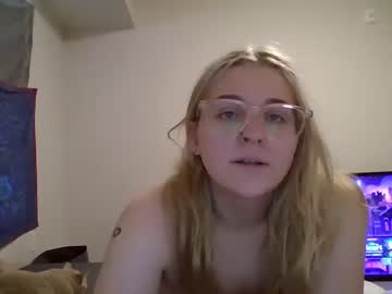webcam girl shortnsweetie live cam image #5889527