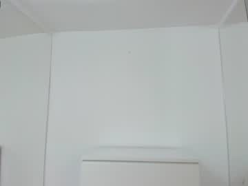 webcam girl ingridblondy94 live cam image #1936990
