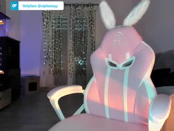 webcam girl xxxhoneyxx live cam image #6302007