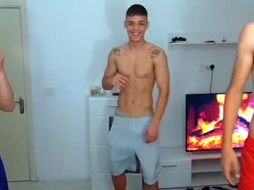 webcam man super_boys1 live cam image #5458330