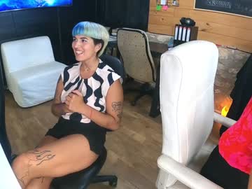 webcam girl daily_stories live cam image #4804571