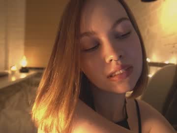 webcam girl bibi_it_is live cam image #1869318