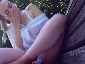 webcam girl bondgirl013 live cam image #1989419