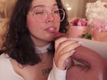webcam girl chery_lady22 live cam image #4737762