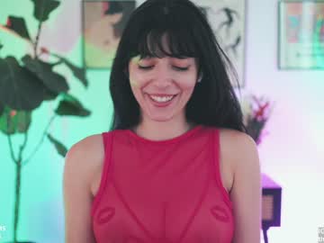webcam girl katdreams live cam image #4648322