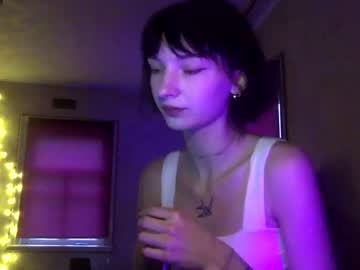 webcam girl kitten_like live cam image #3997381