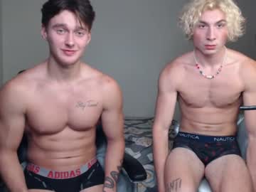 webcam couple thebrentsavage live cam image #2431471