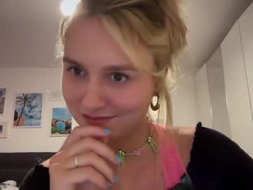 webcam girl sarahsapling live cam image #5507515