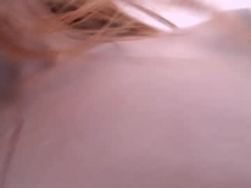 webcam girl annaliese_bach live cam image #2610372