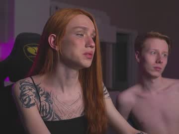 webcam tranny twiinkie_pie live cam image #3288045