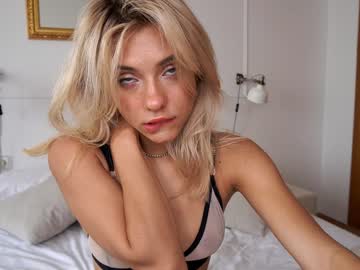 webcam girl cherrishlulu live cam image #1664816