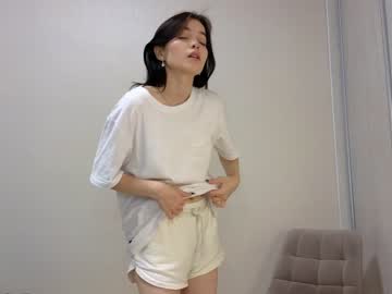 webcam girl kr1stinarrow live cam image #4828032